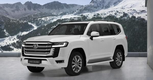 Toyota Land Cruiser bị đội giá kỷ lục 1,6 tỷ đồng tại Việt Nam - Ảnh 1. Toyota Land Cruiser bị đội giá kỷ lục 1,6 tỷ đồng tại Việt Nam - Ảnh 1.