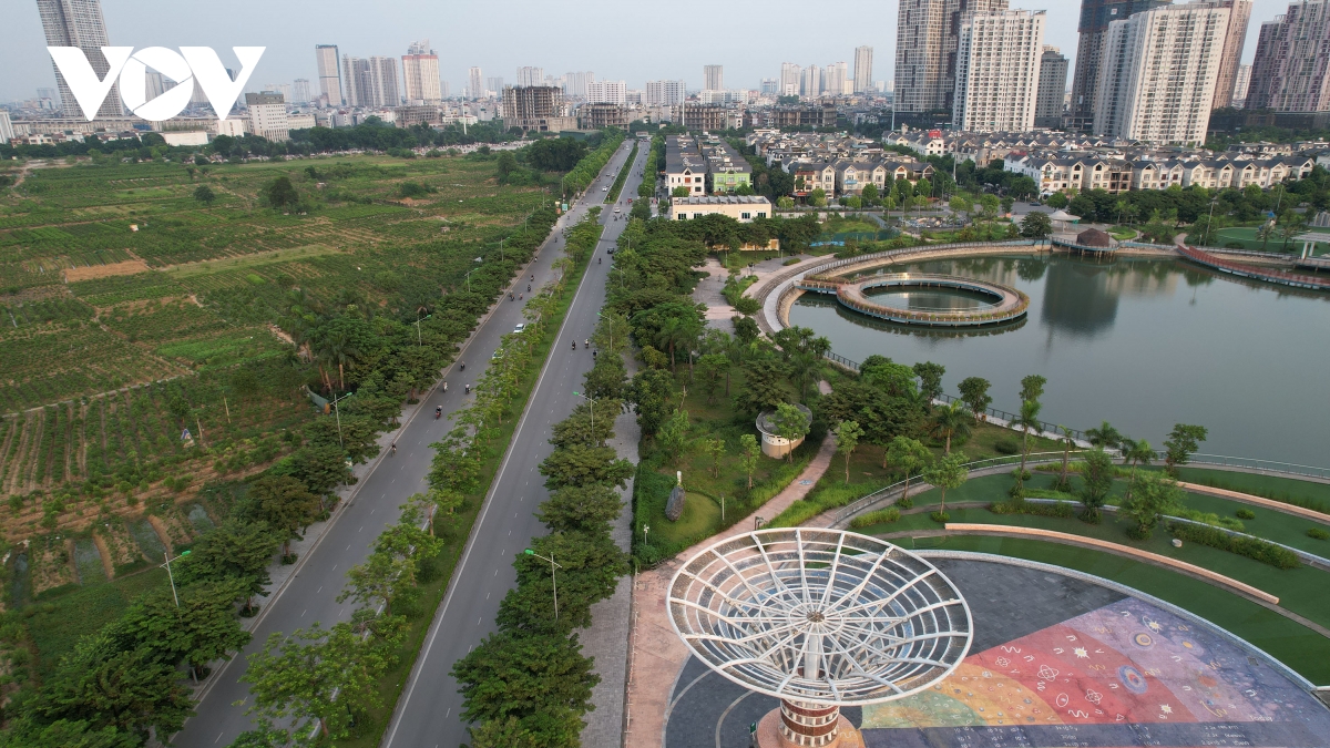 Công viên Thiên văn học đẹp như tranh vẫn đóng cửa, người dân háo hức ngóng đợi - Ảnh 4.