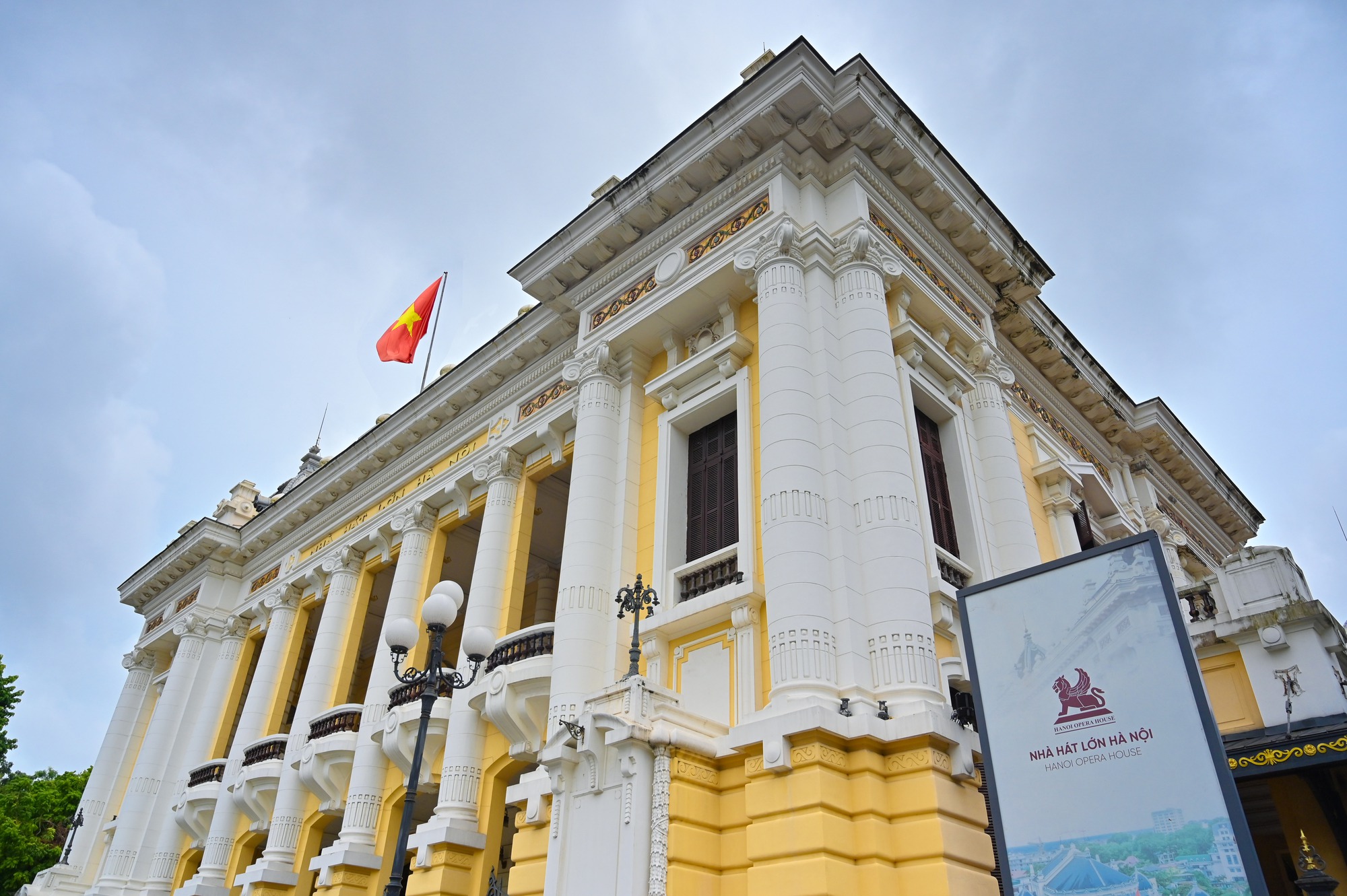 Quận nhỏ nhất Thủ đô nhưng thu ngân sách bằng 7 tỉnh cộng lại - Ảnh 8. Quận nhỏ nhất Thủ đô nhưng thu ngân sách bằng 7 tỉnh cộng lại - Ảnh 8.