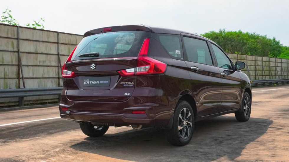 Suzuki Ertiga Hybrid giá dự kiến từ 528 triệu, nâng cấp động cơ đấu Mitsubishi Xpander - Ảnh 2.