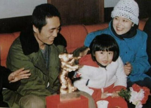 Chuyện từ chàng trai nghèo trở thành triệu phú ở tuổi 72 của đạo diễn Trương Nghệ Mưu: Sự nghiệp lẫy lừng, tài sản ước tính chục triệu USD - Ảnh 3.