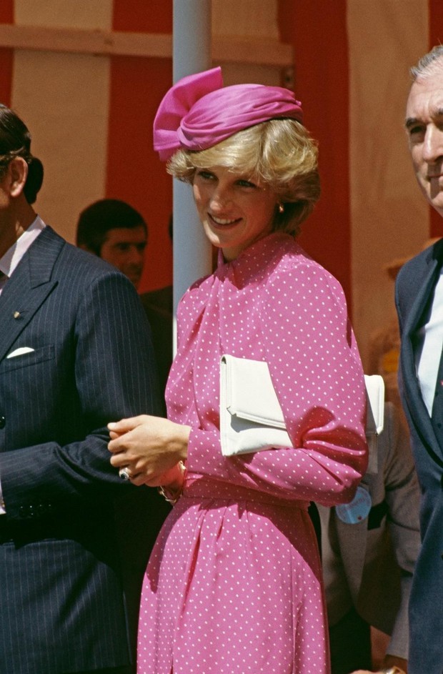 Những lần Công nương Kate ‘lên đồ’ lấy cảm hứng từ mẹ chồng - Công nương Diana - Ảnh 15.