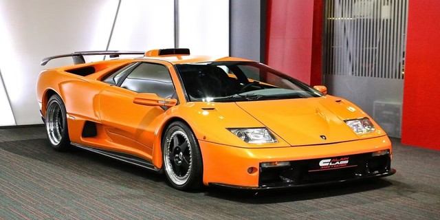 10 mẫu xe siêu chất tạo nên danh tiếng Lamborghini: Không hổ danh là niềm ước mơ của mọi tay lái trên thế giới - Ảnh 2.
