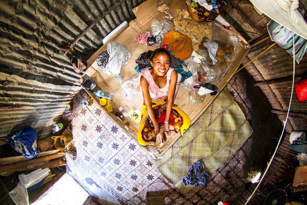 “Căn phòng của tôi”: Nhiếp ảnh gia đi khắp thế giới để chụp lại phòng ngủ thú vị của giới trẻ - Ảnh 9.