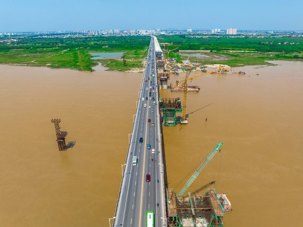 Loạt dự án hạ tầng tỷ đô đang hoàn thiện: “Đòn bẩy thép” cho bất động sản khu Đông sôi động - Ảnh 1.