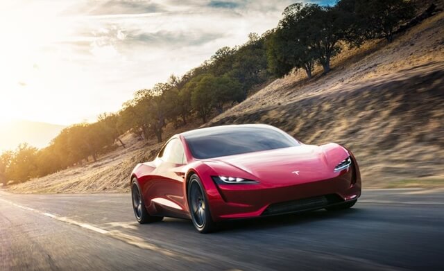 VinFast VF8, VF9 lọt top xe điện được mong chờ nhất cùng Tesla, Lexus, Cadillac - Ảnh 5.
