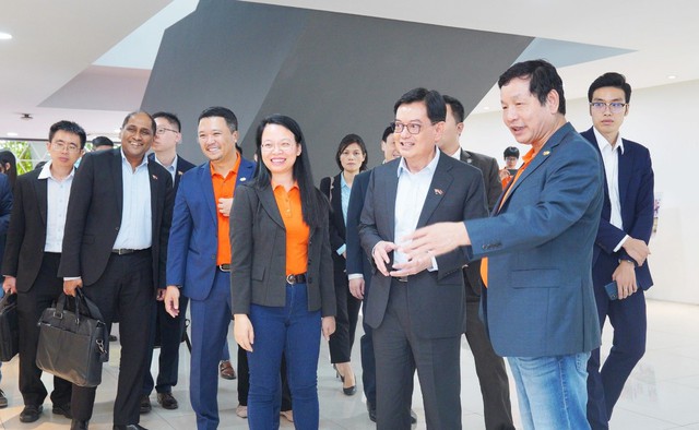 Phó Thủ tướng Singapore thăm campus FPT Software, thúc đẩy đầu tư vào Việt Nam - Ảnh 1.