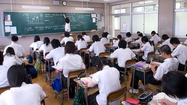  Có một nền giáo dục Nhật Bản đầy thú vị: Cấm dùng điện thoại, giáo viên không được mời học sinh ra khỏi lớp - Ảnh 3.
