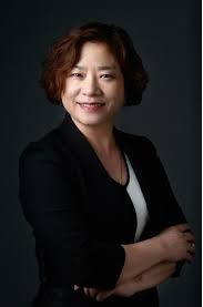 Bà Trần Tuệ Tri trở thành CEO của Pharmacity - Ảnh 1.