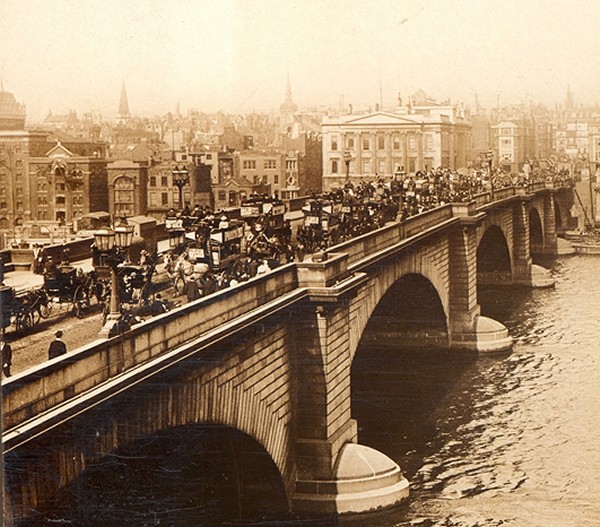 Thương vụ ngót 10 triệu USD đem Cây cầu London hết hạn sử dụng từ Anh về Mỹ - Ảnh 2.