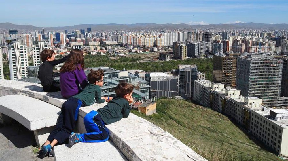 Gia đình Canada thực hiện hành trình vòng quanh thế giới: Bắt đầu từ chẩn đoán của bác sĩ - Ảnh 3.