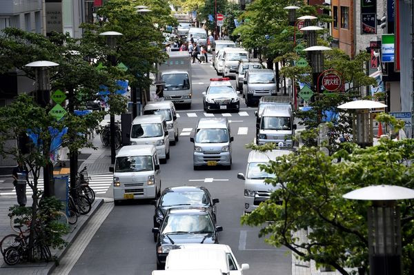 Cách Nhật Bản chiến thắng con số tai nạn kỷ lục, thành đất nước giao thông an toàn nhất thế giới, nơi trẻ em tự đi bộ đến trường - Ảnh 2.