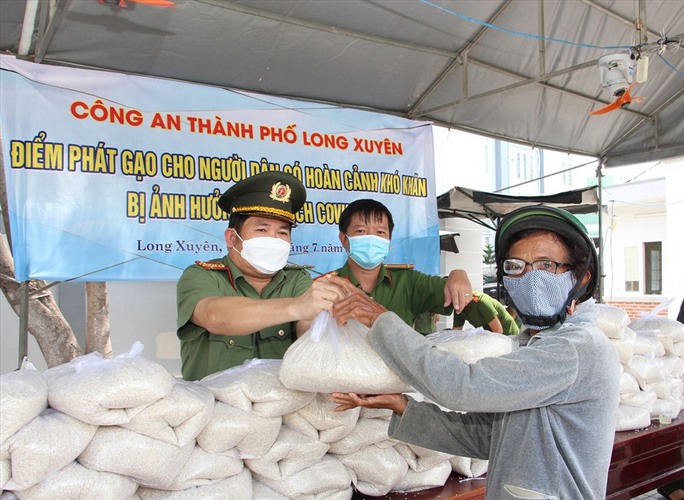 Toàn cảnh 2 năm 2 tháng ở An Giang của đại tá Đinh Văn Nơi - Ảnh 11.