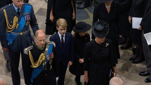  Toàn cảnh tang lễ Nữ hoàng Anh Elizabeth II - Ảnh 23.