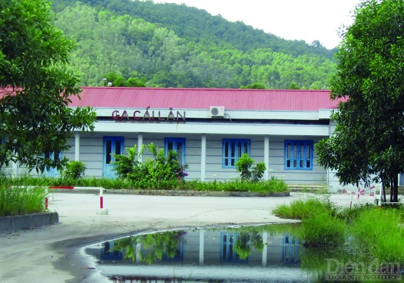 Lối thoát nào cho tuyến đường sắt Yên Viên - Phả Lại - Hạ Long - Cái Lân? - Ảnh 2.