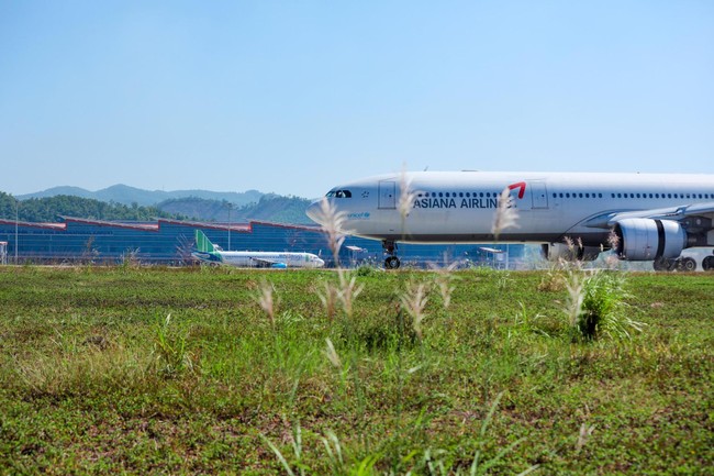 Ngay trong tháng 10 phải hoàn thiện quy hoạch tổng thể hệ thống sân bay toàn quốc - Ảnh 1. Ngay trong tháng 10 phải hoàn thiện quy hoạch tổng thể hệ thống sân bay toàn quốc - Ảnh 1.