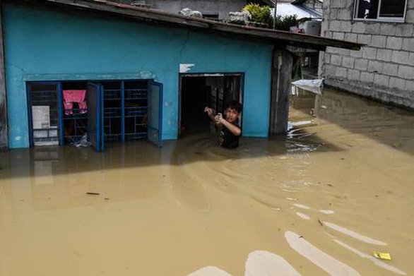 Philippines tan hoang sau khi siêu bão Noru tàn phá - Ảnh 8.