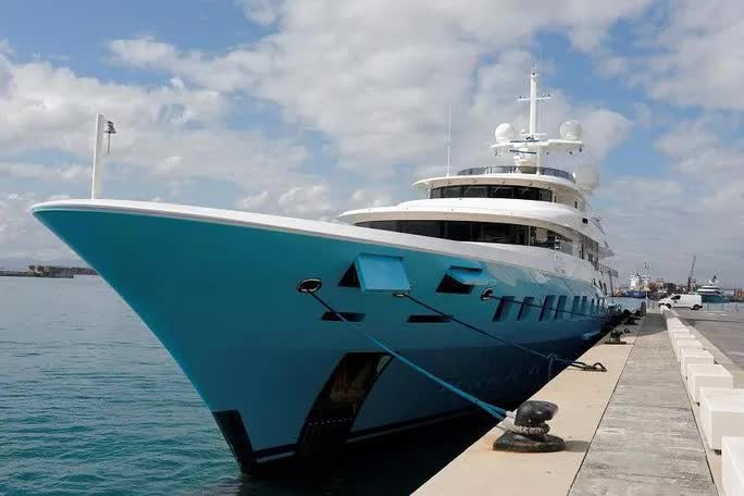 Siêu du thuyền của doanh nhân Nga bị bán với giá bèo - Ảnh 1.