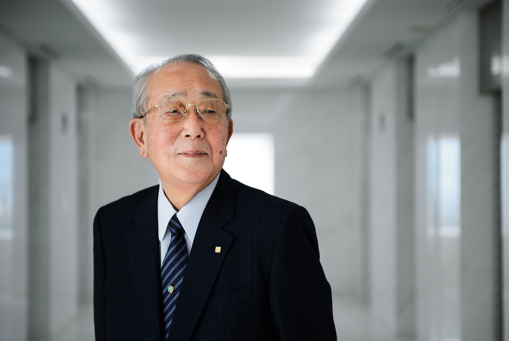 日本のビジネス王稲盛和夫氏が死去、人生の意味についての3つの真実を残した - 写真4。