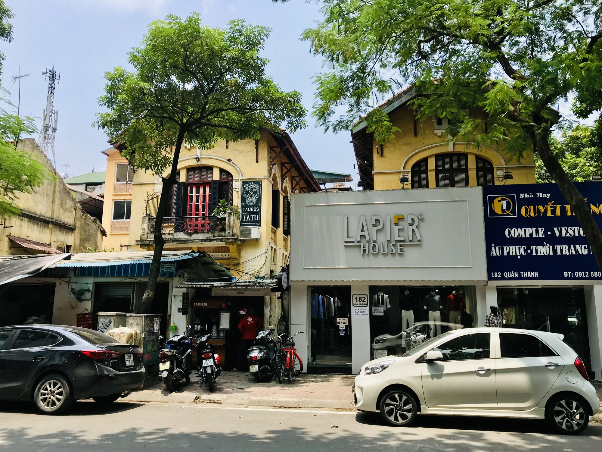 Lạ lùng và lặng lẽ như Cafe Yên, từ quán nhỏ trong ngõ tăng lên chuỗi 7 quán - Ảnh 9. Lạ lùng và lặng lẽ như Cafe Yên, từ quán nhỏ trong ngõ tăng lên chuỗi 7 quán - Ảnh 9.