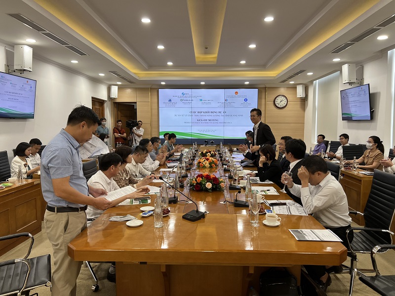 Quảng Ninh: Khởi động dự án xử lý rác thải y tế thành năng lượng đầu tiên tại Việt Nam - Ảnh 1.