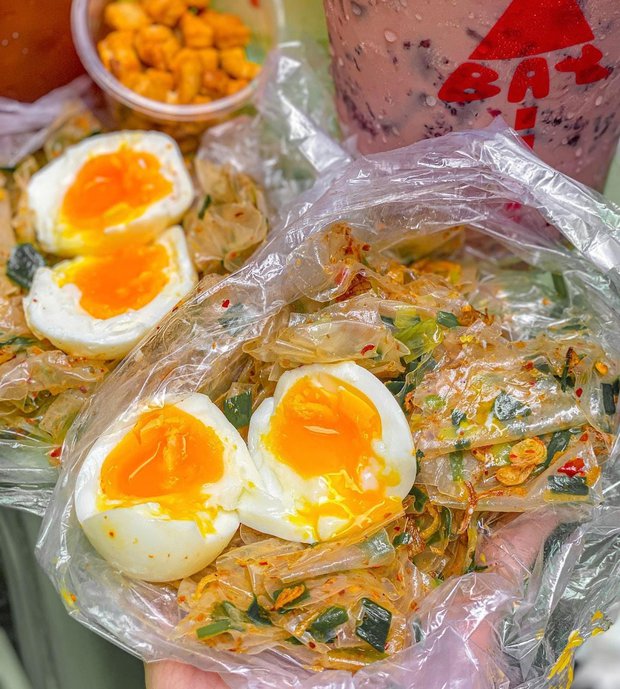 Tạp chí Mỹ gợi ý loạt món ăn đường phố nên thử khi đến Việt Nam - Ảnh 13.