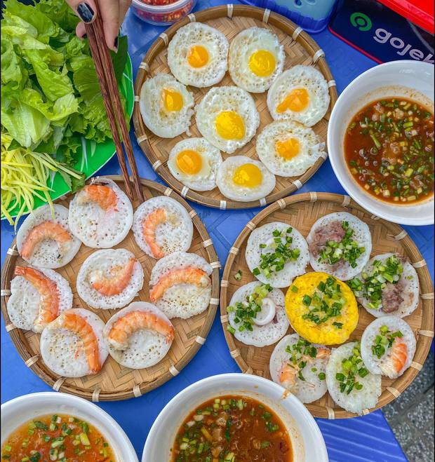 Tạp chí Mỹ gợi ý loạt món ăn đường phố nên thử khi đến Việt Nam - Ảnh 8.
