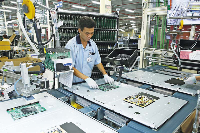 Nhiều “ông lớn” chuẩn bị sản xuất linh kiện bán dẫn ở Việt Nam - Ảnh 1.