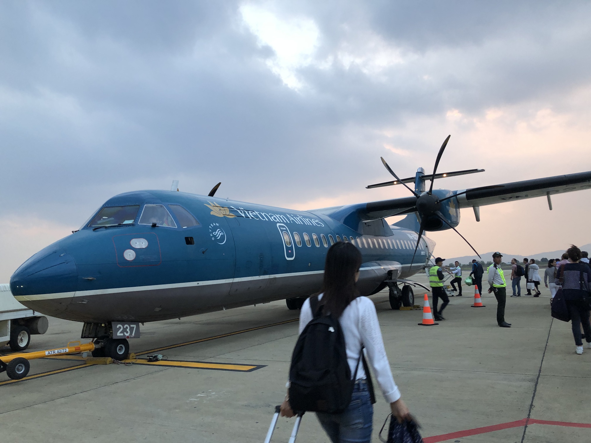 Vietnam Airlines chi 42 tỷ đồng thưởng người lao động - Ảnh 1. Vietnam Airlines chi 42 tỷ đồng thưởng người lao động - Ảnh 1.