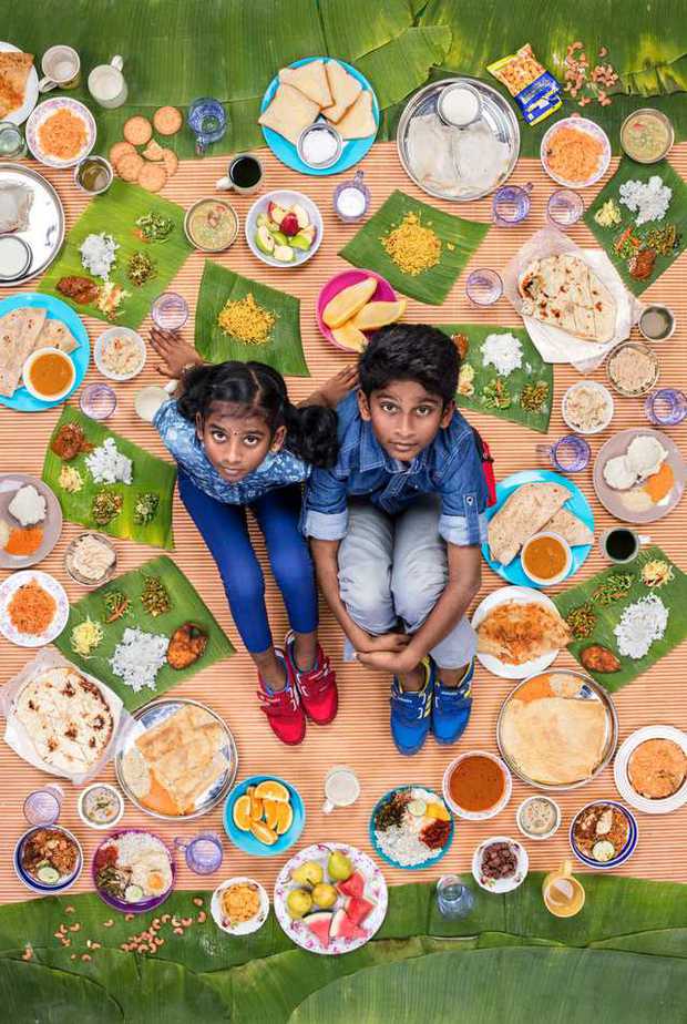 Trẻ em khắp thế giới ăn gì trong vòng 1 tuần? Bộ ảnh đặc sắc ghi lại vô vàn điều thú vị - Ảnh 2.