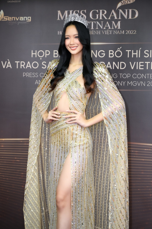 Thảm đỏ Miss Grand Vietnam 2022: Thùy Tiên nổi bật cùng các hoa hậu và dàn thí sinh - Ảnh 5.