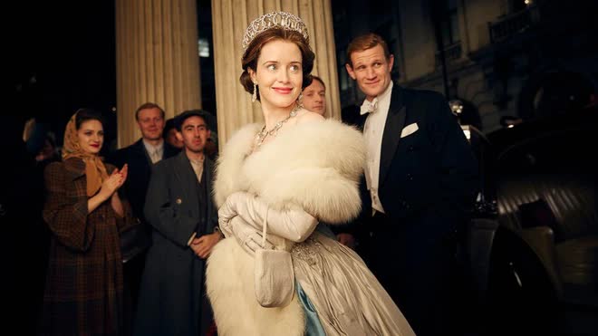 Những lần Nữ hoàng Elizabeth II được thể hiện trên màn ảnh: Có diễn viên vô cùng giống nguyên mẫu - Ảnh 9. Những lần Nữ hoàng Elizabeth II được thể hiện trên màn ảnh: Có diễn viên vô cùng giống nguyên mẫu - Ảnh 9.