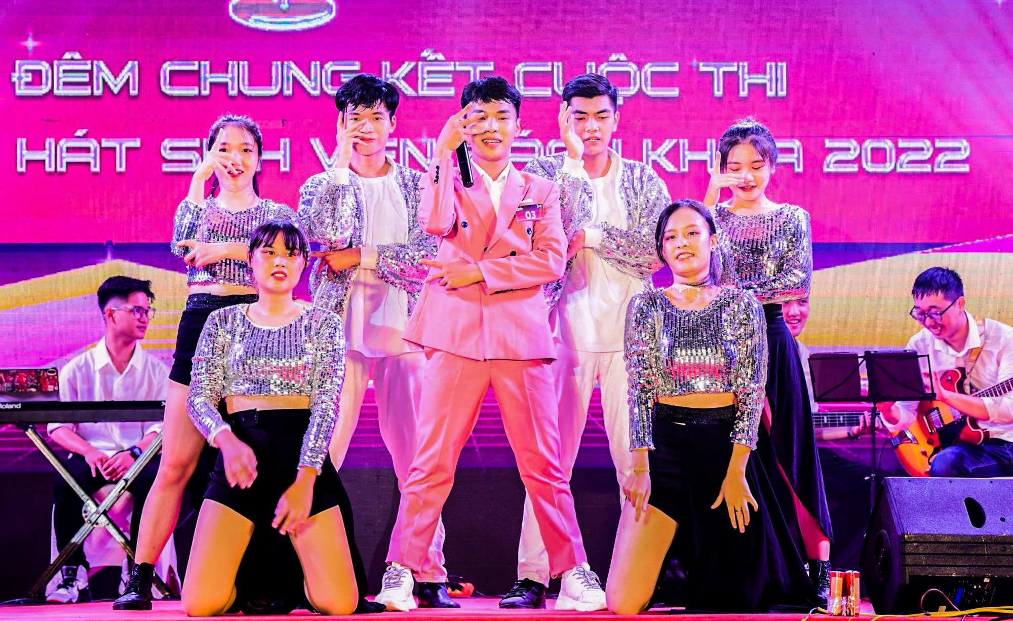 Trường đại học rộng nhất trung tâm Hà Nội, sinh viên phải tra bản đồ để tìm đường - Ảnh 10. Trường đại học rộng nhất trung tâm Hà Nội, sinh viên phải tra bản đồ để tìm đường - Ảnh 10.