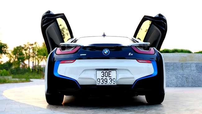 Dân chơi Hà Nội bán cặp Ford Mustang và BMW i8 cùng đời biển khủng giá 5,9 tỷ đồng - Ảnh 11.