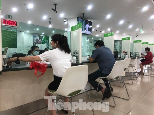 Có tiền thưởng Tết nên gửi ngân hàng nào? - Ảnh 1. Có tiền thưởng Tết nên gửi ngân hàng nào? - Ảnh 1.