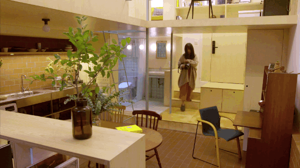 Cô gái cải tạo căn hộ 42m² thành 6 khu vực chức năng tiện dụng bất ngờ - Ảnh 1.