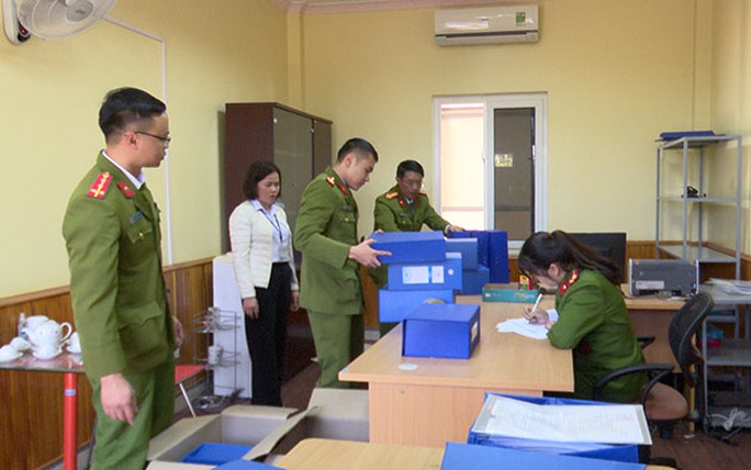 Khởi tố thêm 2 vụ án xảy ra tại 2 trung tâm đăng kiểm - Ảnh 2.