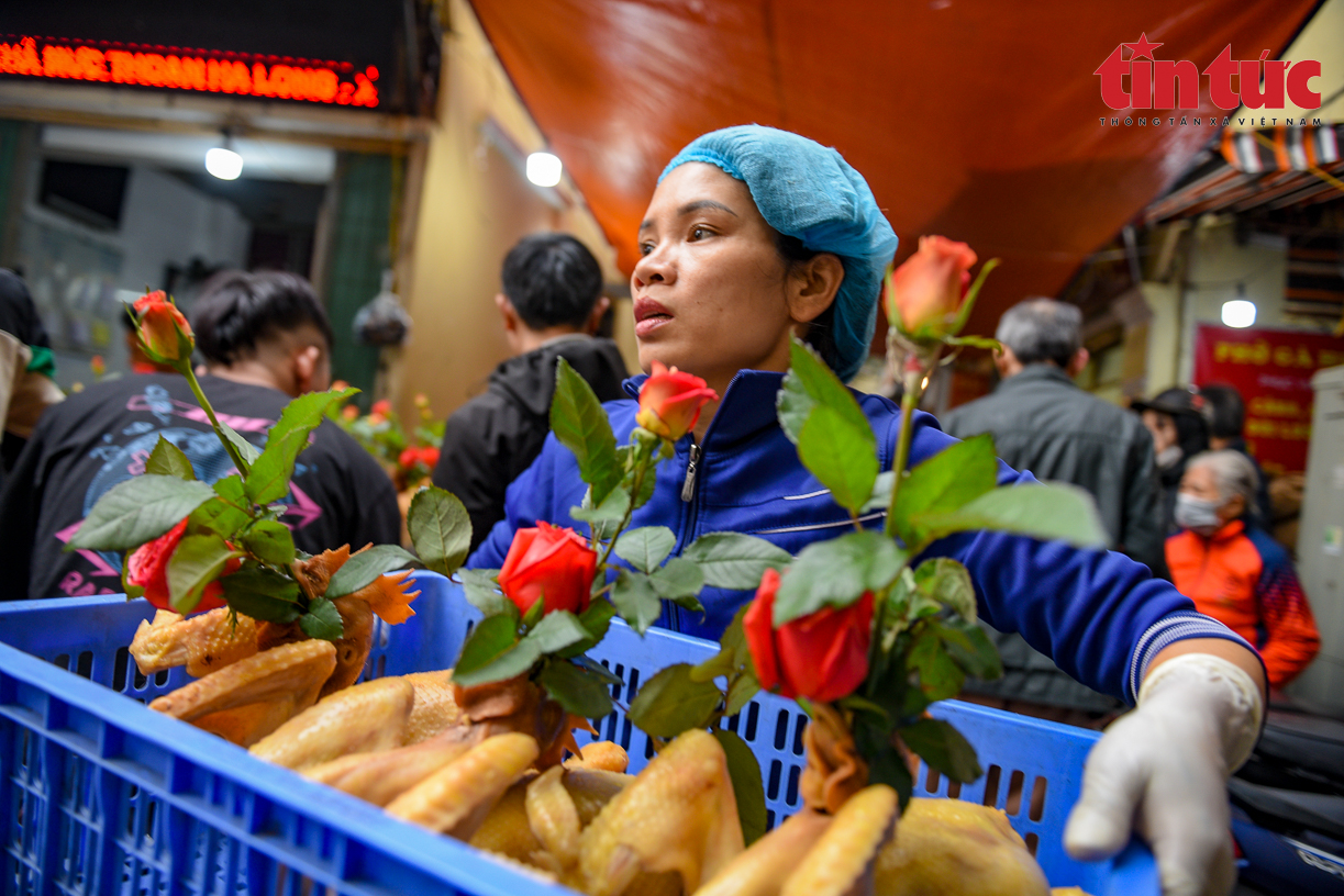 Thanh toán không dùng tiền mặt tại chợ phố cổ Hà Nội - Ảnh 12.