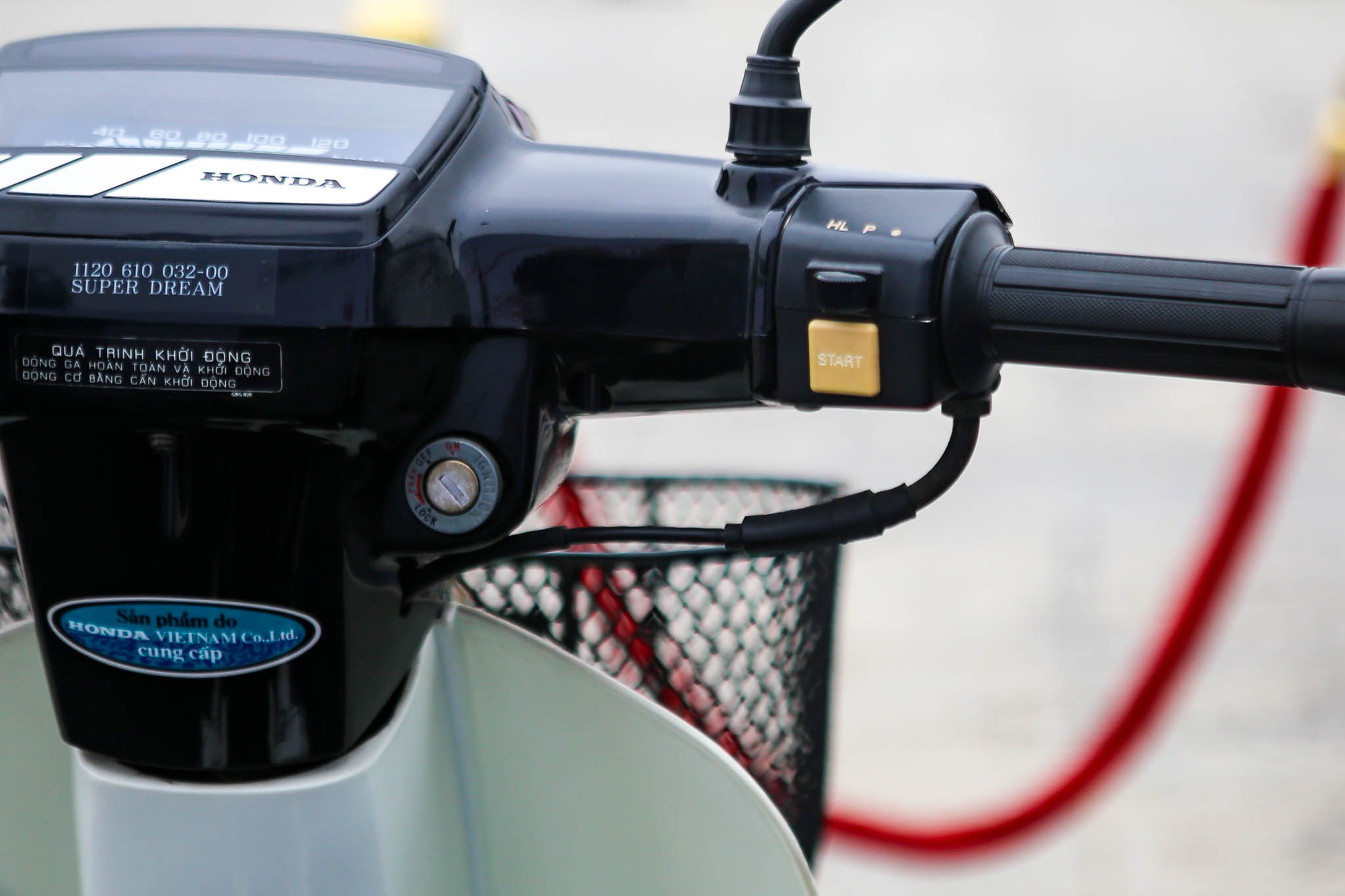 Honda Super Dream - Xe số mang nhiều hồi ức của người Việt - Ảnh 3. Honda Super Dream - Xe số mang nhiều hồi ức của người Việt - Ảnh 3.