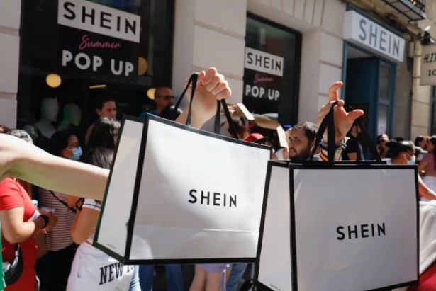 Shein và bí quyết trở thành đế chế thời trang lớn nhất thế giới - Ảnh 2.