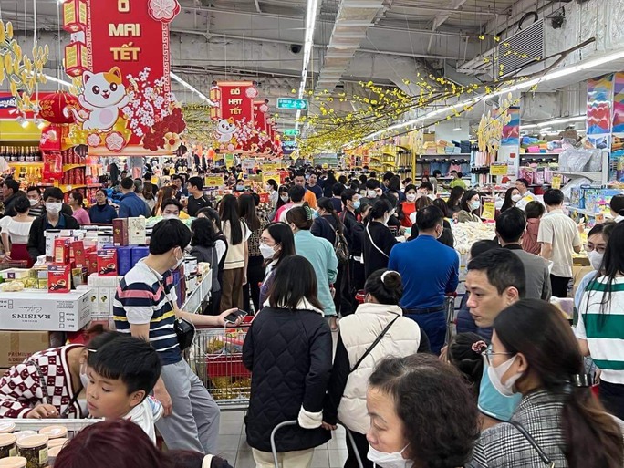 Bộ Tài chính: Không để tăng giá đột biến ngày Tết - Ảnh 2. Bộ Tài chính: Không để tăng giá đột biến ngày Tết - Ảnh 2.