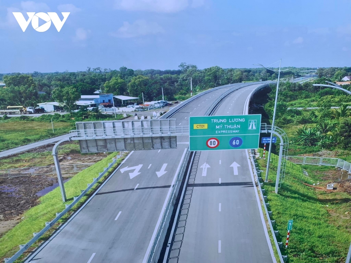 Khát vọng phủ sóng cao tốc Việt Nam: Những đại lộ và dấu ấn “người mở đường” - Ảnh 4. Khát vọng phủ sóng cao tốc Việt Nam: Những đại lộ và dấu ấn “người mở đường” - Ảnh 4.