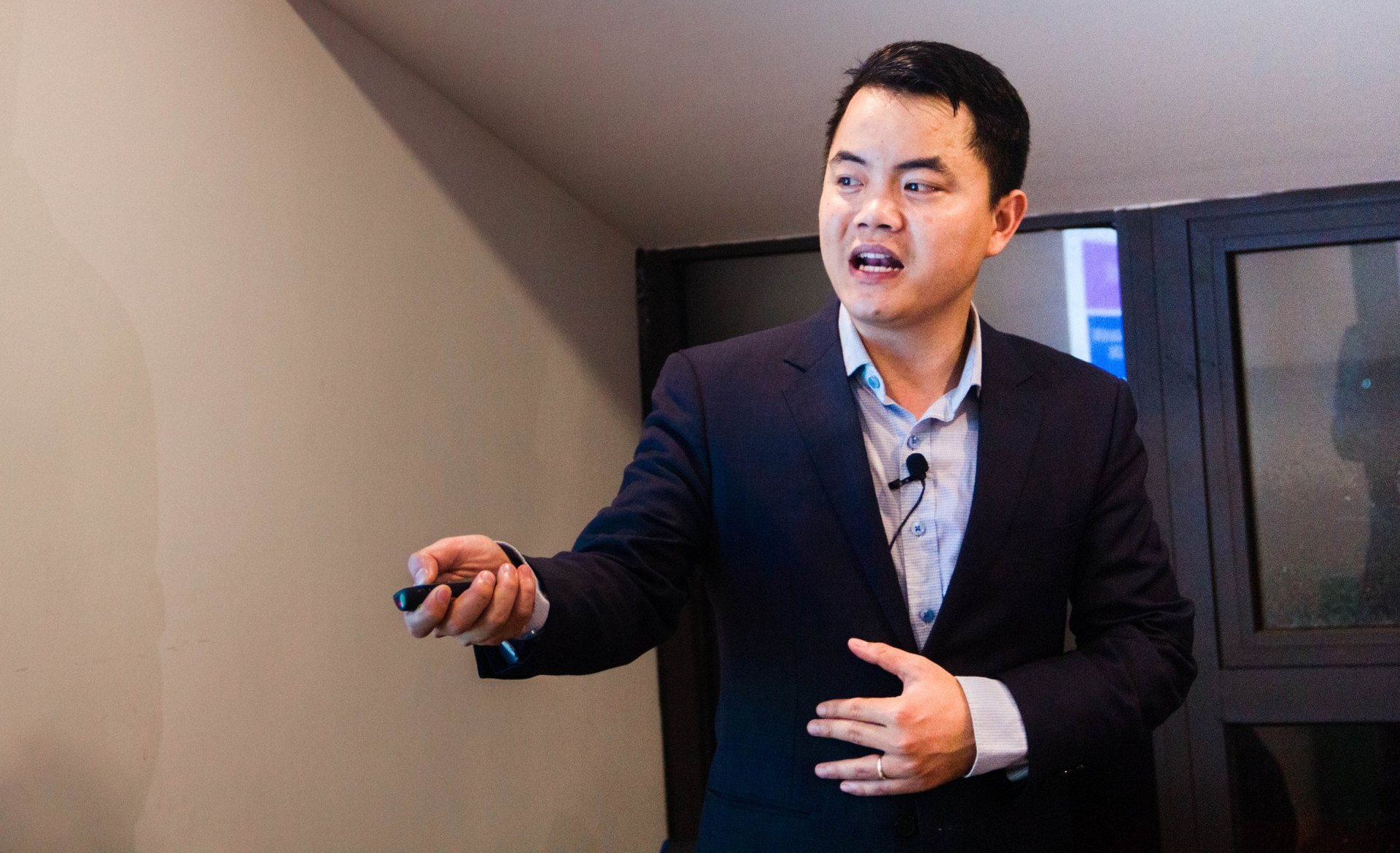 Điều gì đón chờ các ngân hàng hậu cuộc đua lãi suất huy động? - Ảnh 1. Điều gì đón chờ các ngân hàng hậu cuộc đua lãi suất huy động? - Ảnh 1.