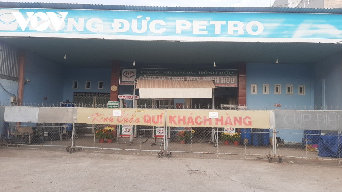 Sau Tết nhiều cây xăng ở Tiền Giang bán cầm chừng - Ảnh 1.