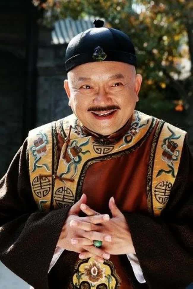 Thì ra Hòa Thân không phải họ Hòa, hậu nhân mang họ này có thể cùng gốc gác với vị tham quan nức tiếng Thanh triều - Ảnh 1. Thì ra Hòa Thân không phải họ Hòa, hậu nhân mang họ này có thể cùng gốc gác với vị tham quan nức tiếng Thanh triều - Ảnh 1.