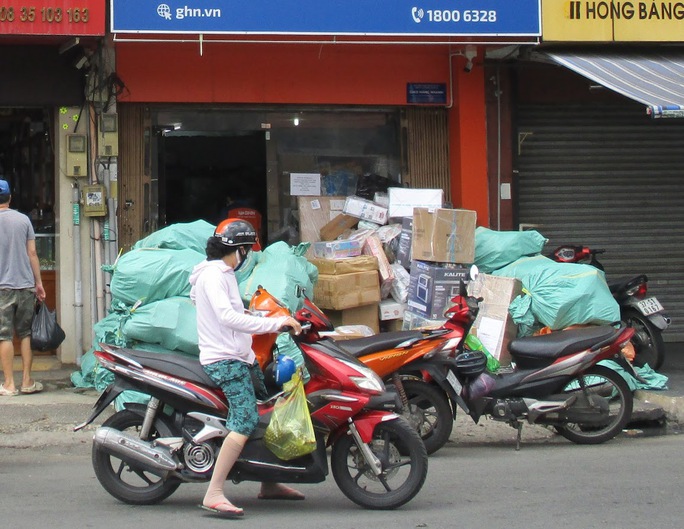 Livestream và những chuyện tưởng như không tưởng - Ảnh 3. Livestream và những chuyện tưởng như không tưởng - Ảnh 3.