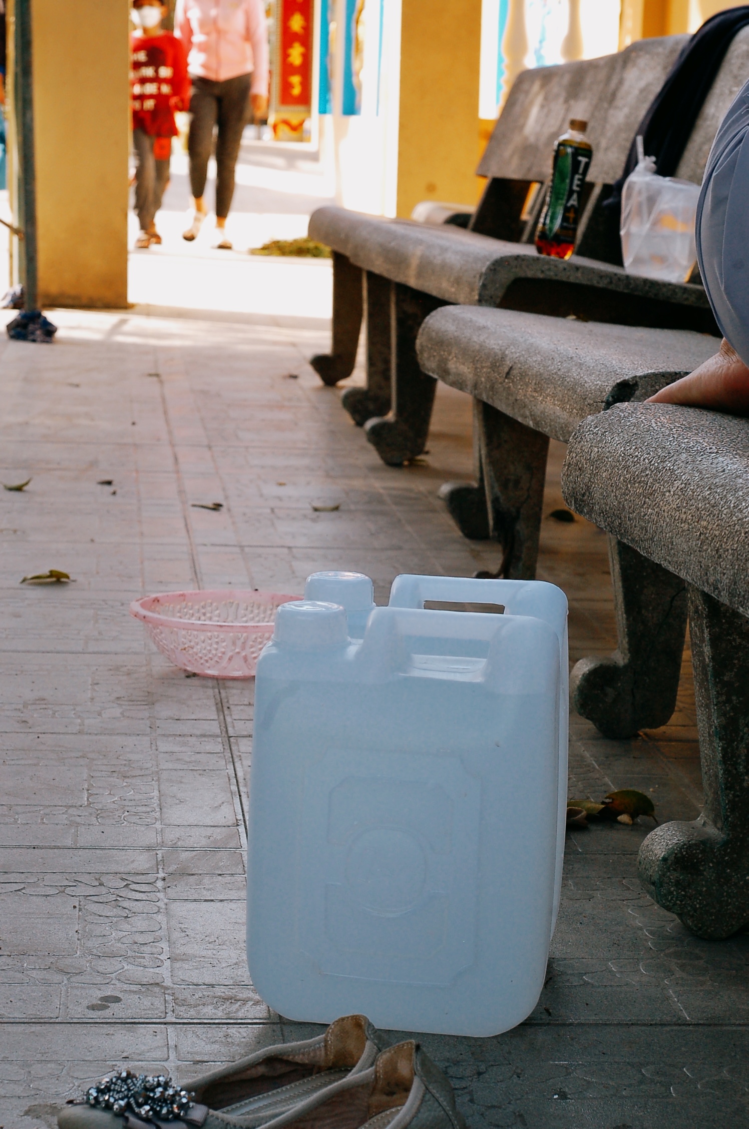 Vượt 50km đến ngôi miếu ở ngoại thành TP.HCM rửa mặt, gội đầu lấy may đầu năm mới - Ảnh 17.