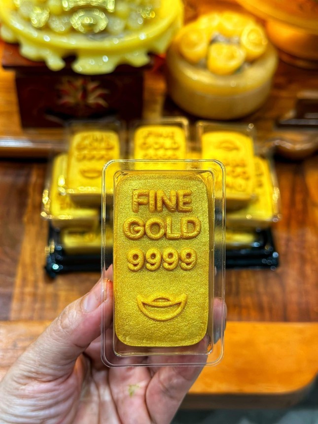 Hài hước những kiểu mua vàng gây sốt mạng xã hội ngày vía Thần tài - Ảnh 9.