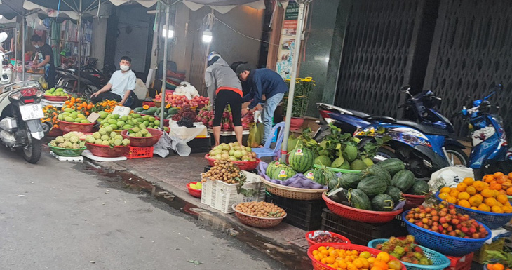 Giá rau củ, thủy hải sản nhảy múa sau Tết - Ảnh 2. Giá rau củ, thủy hải sản nhảy múa sau Tết - Ảnh 2.