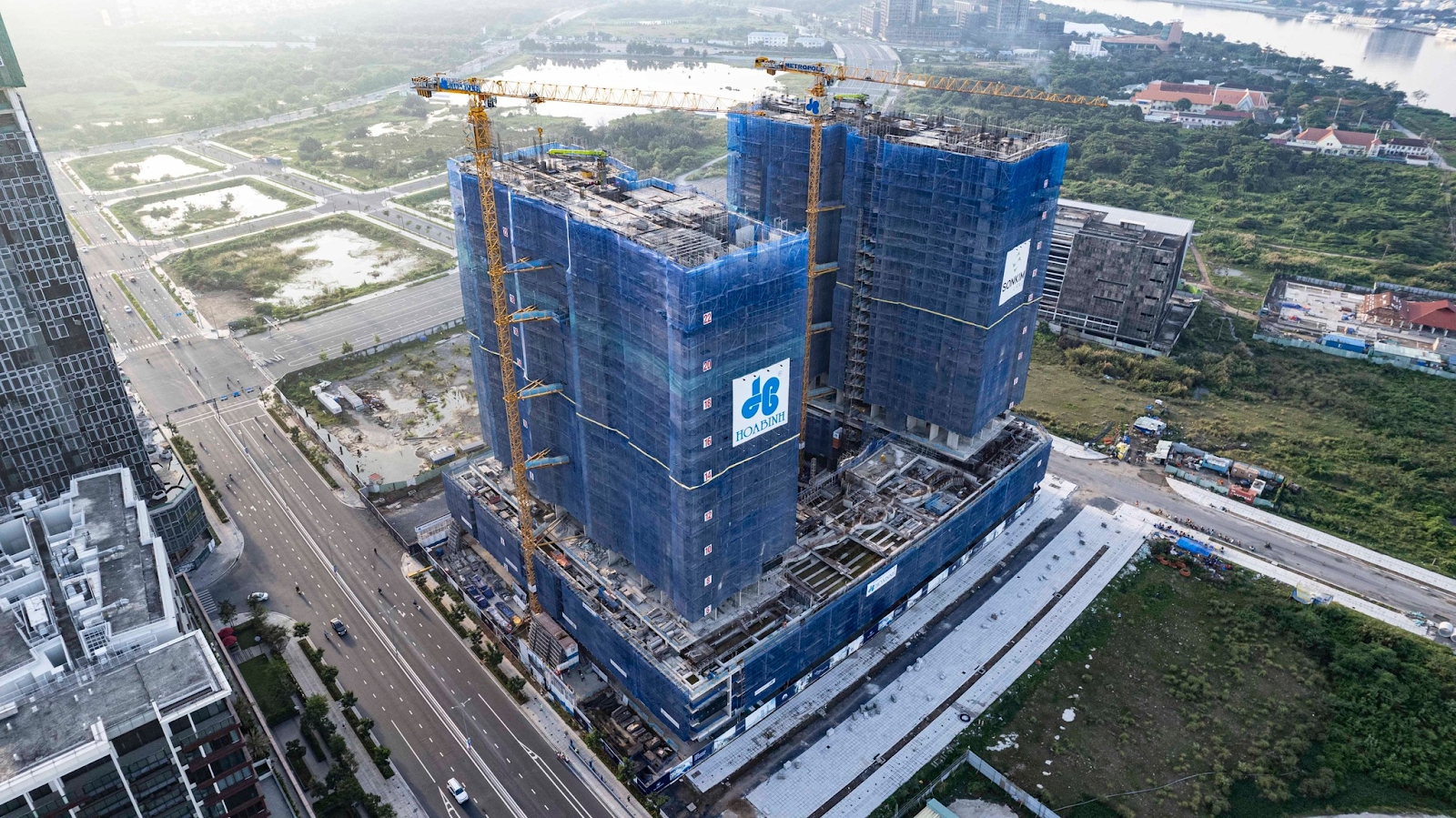  Xây dựng Hòa Bình: Ông Lê Viết Hải sẽ bị “phế truất” khi nào? - Ảnh 3.